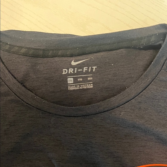 Nike Men's Black Beavers Tee - Picture 8 of 8